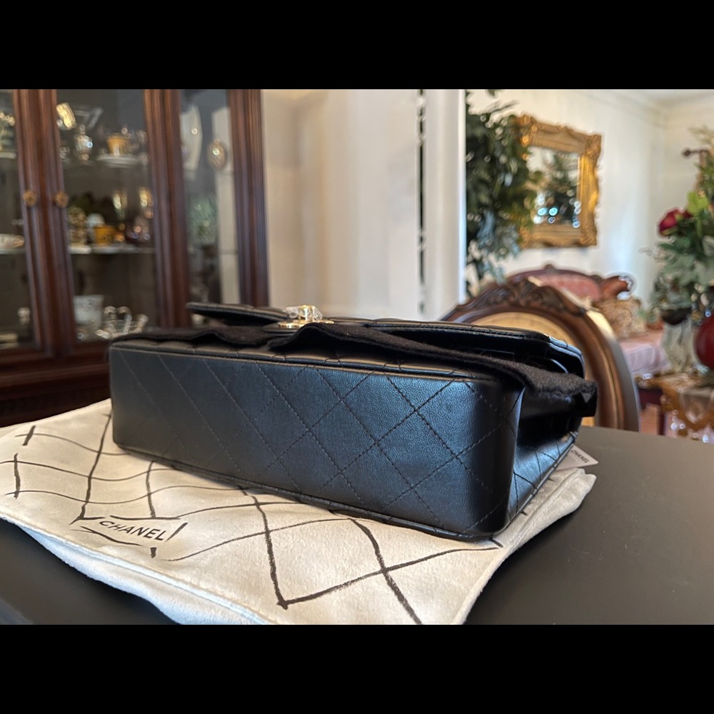 **Sold** Instg  Chanel Classic Flap New Authentic - Picture 6 of 11
